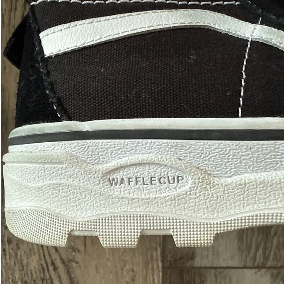 VANS Womens Sentry Sk8-Hi WC Sneakers 6.5 Black Suede Canvas Skate Lug Shoes - Picture 8 of 11